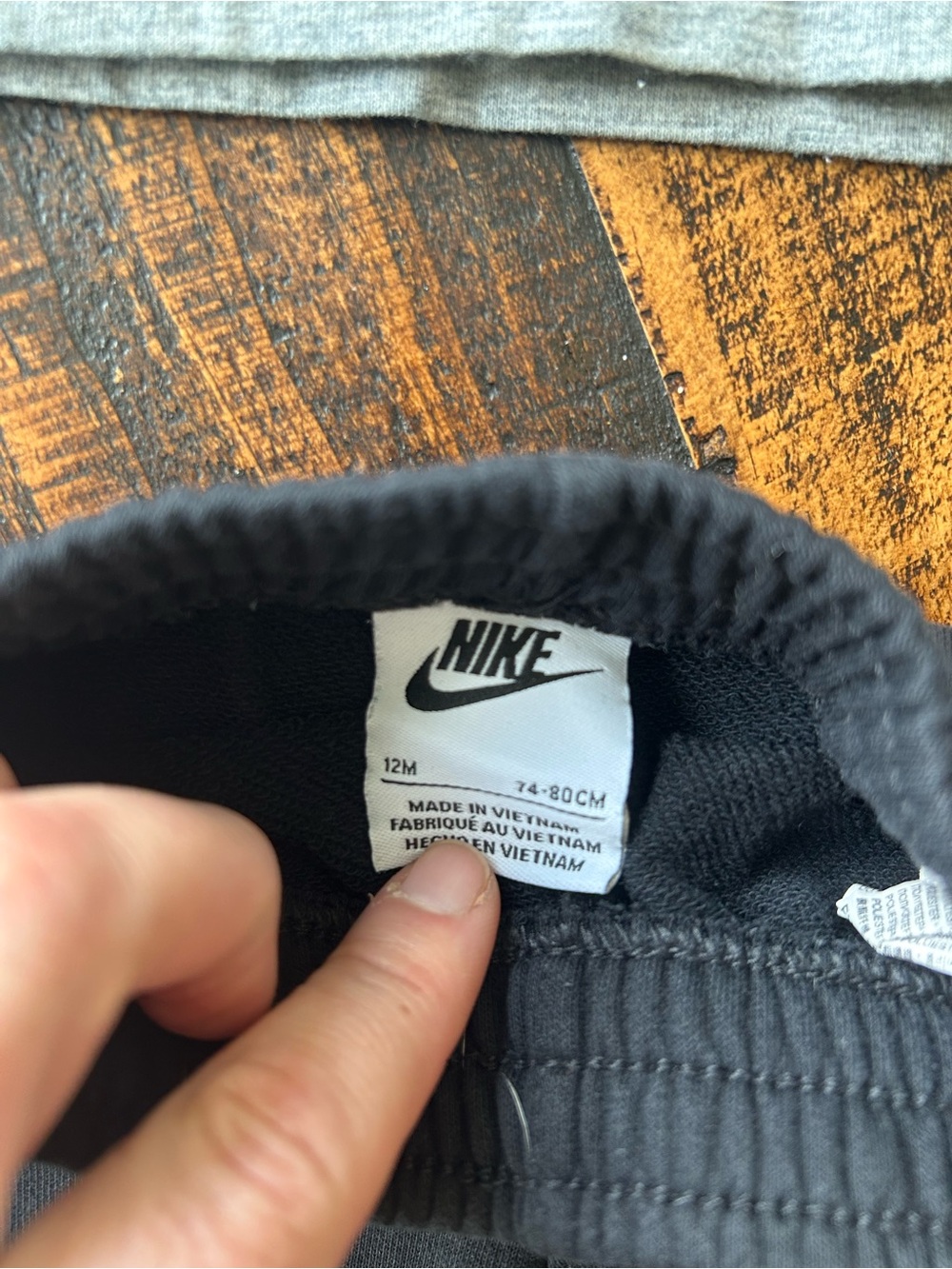 Nike Gray Tee & Black Logo Shorts Kids Set - Picture 3 of 5